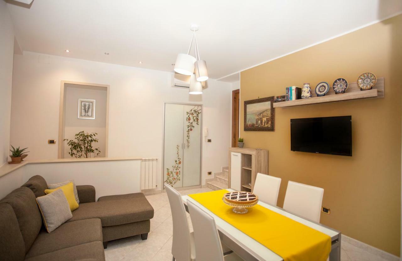 Casa Rosaria Apartment Таормина Екстериор снимка
